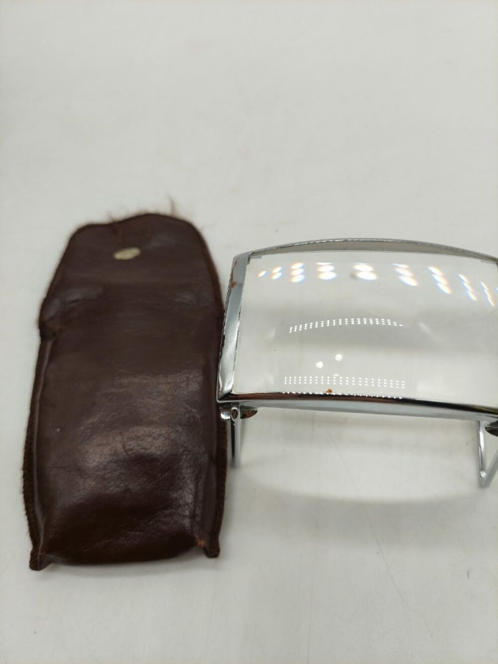 Bar Magnifier Glass Chrome Folding Stand With Pouch Vintage